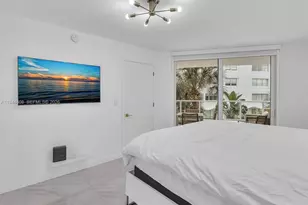 9821 E Bay Harbor Dr, Bay Harbor Islands, FL 33154 - Photo 27