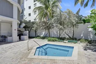 6515 Collins Ave, Miami Beach, FL 33141 - Photo 27