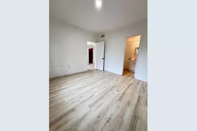 3031 NW 15th St #3031, Miami, FL 33125 - Photo 17