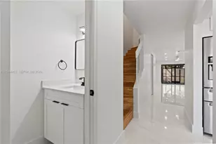 9740 NW 10th St, Pembroke Pines, FL 33024 - Photo 11