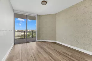 17301 Biscayne Blvd, North Miami Beach, FL 33160 - Photo 27