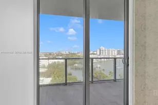 17301 Biscayne Blvd, North Miami Beach, FL 33160 - Photo 29