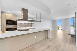17301 Biscayne Blvd, North Miami Beach, FL 33160 - Photo 5