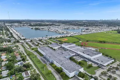 21021 NE 13th Pl, Miami, FL 33179 - Photo 47