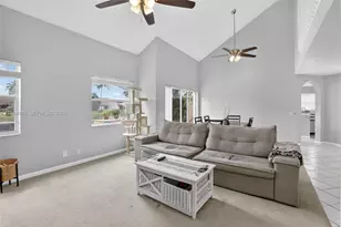 9481 Oak Grove Cir, Davie, FL 33328 - Photo 13