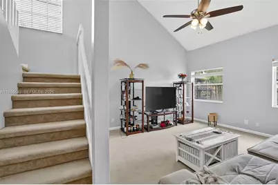 9481 Oak Grove Cir, Davie, FL 33328 - Photo 9