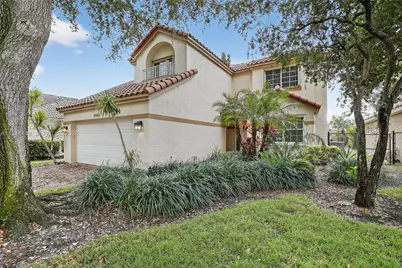 9481 Oak Grove Cir, Davie, FL 33328 - Photo 3