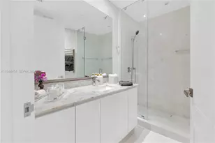 18555 Collins Ave, Sunny Isles Beach, FL 33160 - Photo 41