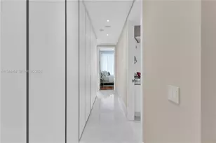 18555 Collins Ave, Sunny Isles Beach, FL 33160 - Photo 29