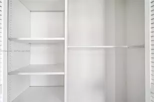 300 Diplomat Pkwy, Hallandale Beach, FL 33009 - Photo 29