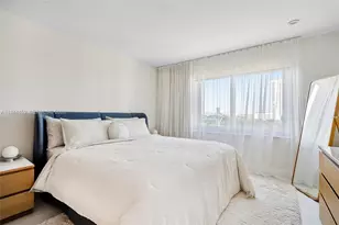 300 Diplomat Pkwy, Hallandale Beach, FL 33009 - Photo 19