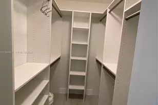 7851 NW 6th St, Pembroke Pines, FL 33024 - Photo 17