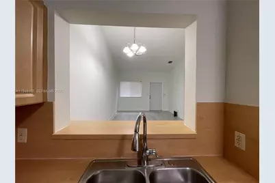 7851 NW 6th St #203, Pembroke Pines, FL 33024 - Photo 9