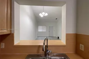 7851 NW 6th St, Pembroke Pines, FL 33024 - Photo 9