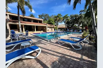 2001 S Saint Andrews Rd #121, Hollywood, FL 33021 - Photo 43