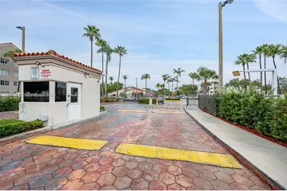 6175 NW 186th St #112, Hialeah, FL 33015 - Photo 23