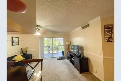 470 S Park Rd #7-306, Hollywood, FL 33021 - Photo 3