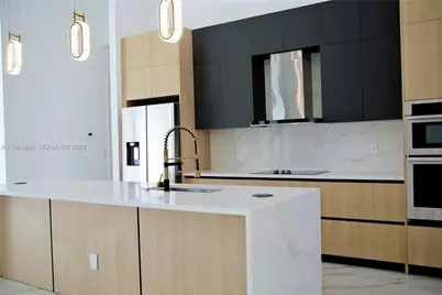 214 SE 8th Street, Cape Coral, FL 33990 - Photo 9