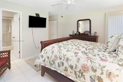1425 Atlantic Shores Blvd #110, Hallandale Beach, FL 33009 - Photo 23