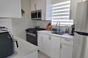 1265 W 24th St, Hialeah, FL 33010 - Photo 9