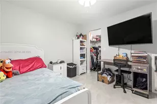 400 SE 10th St, Deerfield Beach, FL 33441 - Photo 13