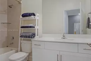 20648 NE 7th Pl, Miami, FL 33179 - Photo 25