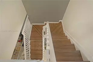 20648 NE 7th Pl, Miami, FL 33179 - Photo 23