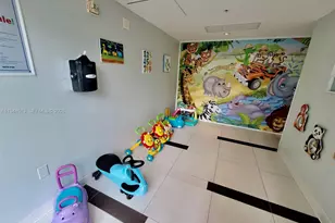 92 SW 3rd St, Miami, FL 33130 - Photo 33