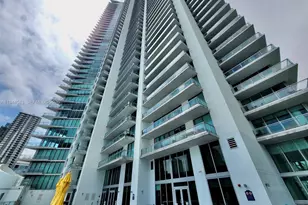 92 SW 3rd St, Miami, FL 33130 - Photo 25