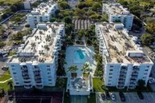 488 NW 165th St Rd, Miami, FL 33169 - Photo 1