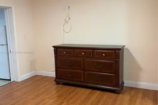 11956 SW 209th St, Miami, FL 33177 - Photo 5