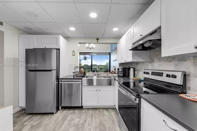 6701 SW 116th Ct #406, Miami, FL 33173 - Photo 9