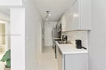 100 Lincoln Rd #501, Miami Beach, FL 33139 - Photo 5