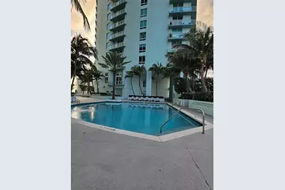 1900 N Bayshore Dr #1803, Miami, FL 33132 - Photo 9