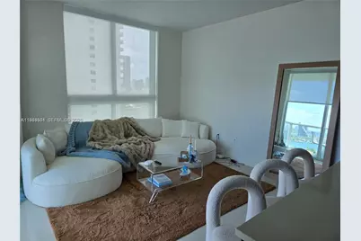1900 N Bayshore Dr #1803, Miami, FL 33132 - Photo 5