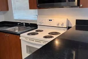 214 NW 8th Ave, Dania Beach, FL 33004 - Photo 3