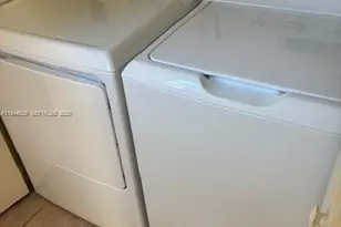 4127 NE 24th St, Homestead, FL 33033 - Photo 7