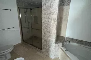 10730 NW 66th St, Doral, FL 33178 - Photo 39