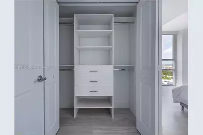 400 Sunny Isles Blvd #1801, Sunny Isles Beach, FL 33160 - Photo 19