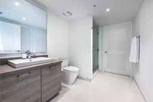 400 Sunny Isles Blvd, Sunny Isles Beach, FL 33160 - Photo 21