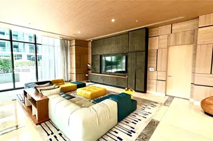 55 SW 9th St, Miami, FL 33130 - Photo 29