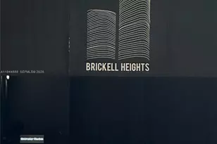 55 SW 9th St, Miami, FL 33130 - Photo 17