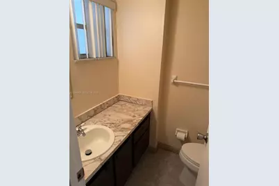 410 SE 2nd St #105, Hallandale Beach, FL 33009 - Photo 7