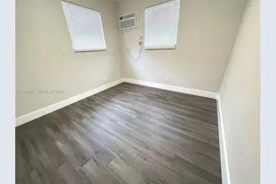 2580 NW 4th Ct, Pompano Beach, FL 33069 - Photo 9