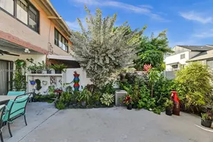 8690 SW 154th Cir Pl, Miami, FL 33193 - Photo 3