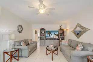 800 SW 11th Ave, Hallandale Beach, FL 33009 - Photo 3