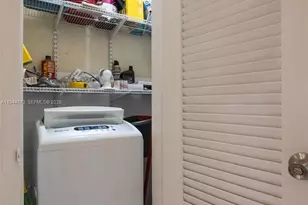 800 SW 11th Ave, Hallandale Beach, FL 33009 - Photo 19