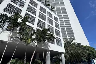 601 NE 36th St, Miami, FL 33137 - Photo 3