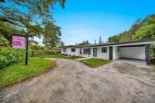 12860 NE 10th Ave, North Miami, FL 33161 - Photo 7