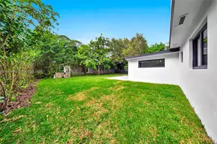 12860 NE 10th Ave, North Miami, FL 33161 - Photo 45